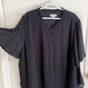 Ava & Viv short sleeve flowy blouse